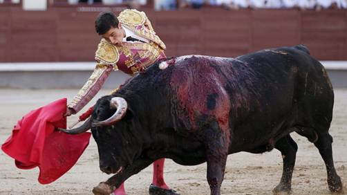 Actitud y decisión de Venegas con una imponente corrida de Cuadri en Madrid