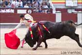 http://www.las-ventas.com/cronicas2014/0602/objetivo/minis/t1010.jpg